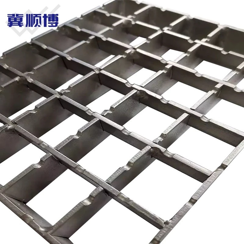 Swage Locked Grating (2)